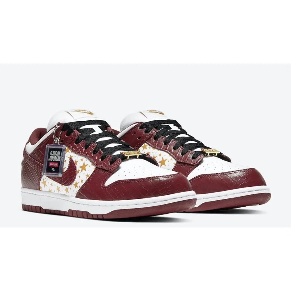 Supreme x Nike SB Dunk Low 'Stars Barkroot'